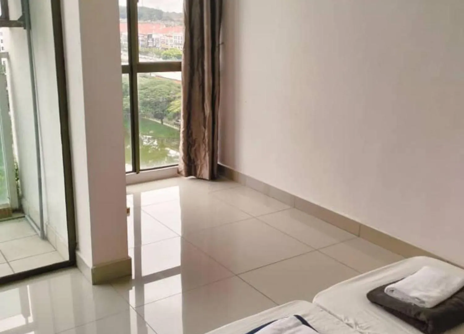 008 Palazio Apertment Sunset Lake View 2 Bedroom Washer Netfix Wifi Johor Bahru Malezya